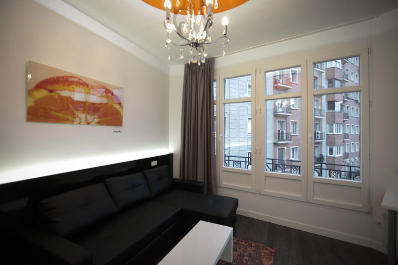 Vitium Urban Suites Madrid Esterno foto