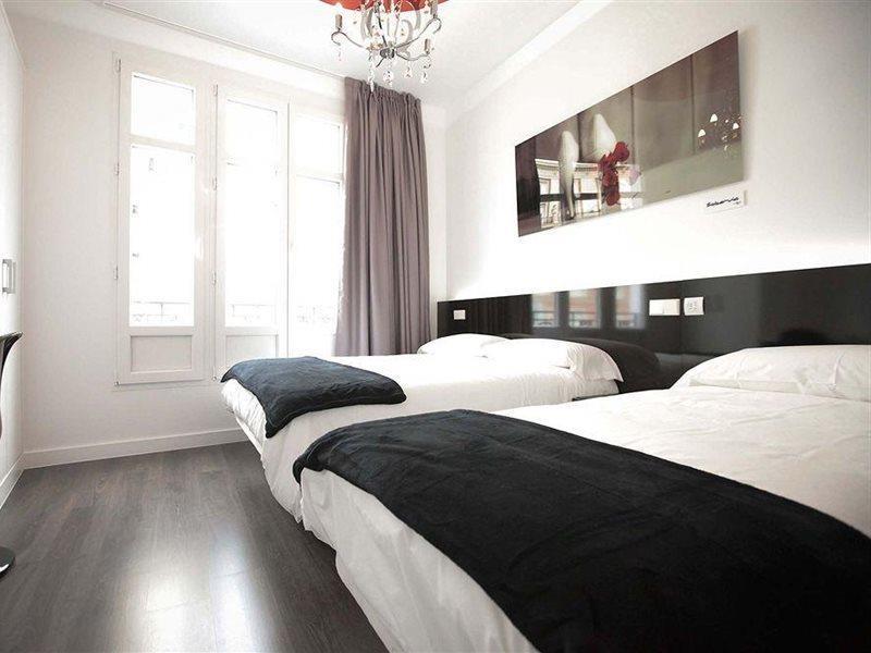 Vitium Urban Suites Madrid Esterno foto