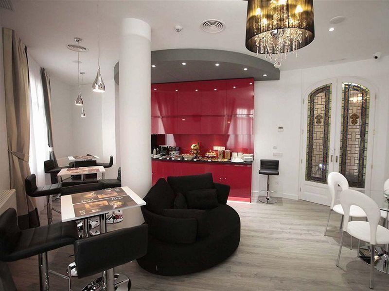 Vitium Urban Suites Madrid Esterno foto